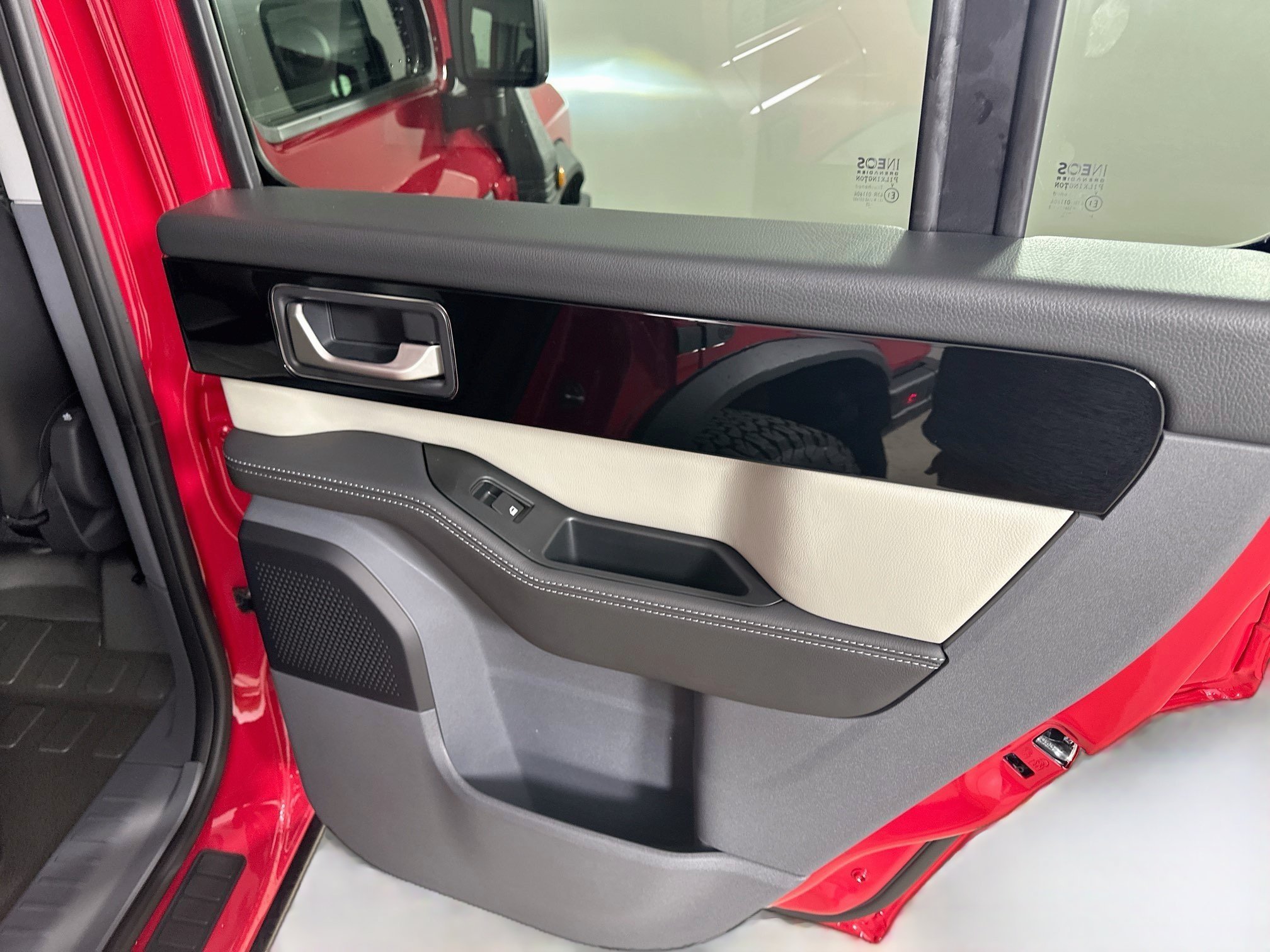 New 2025 INEOS Grenadier Station Wagon AWD/4WD image 46
