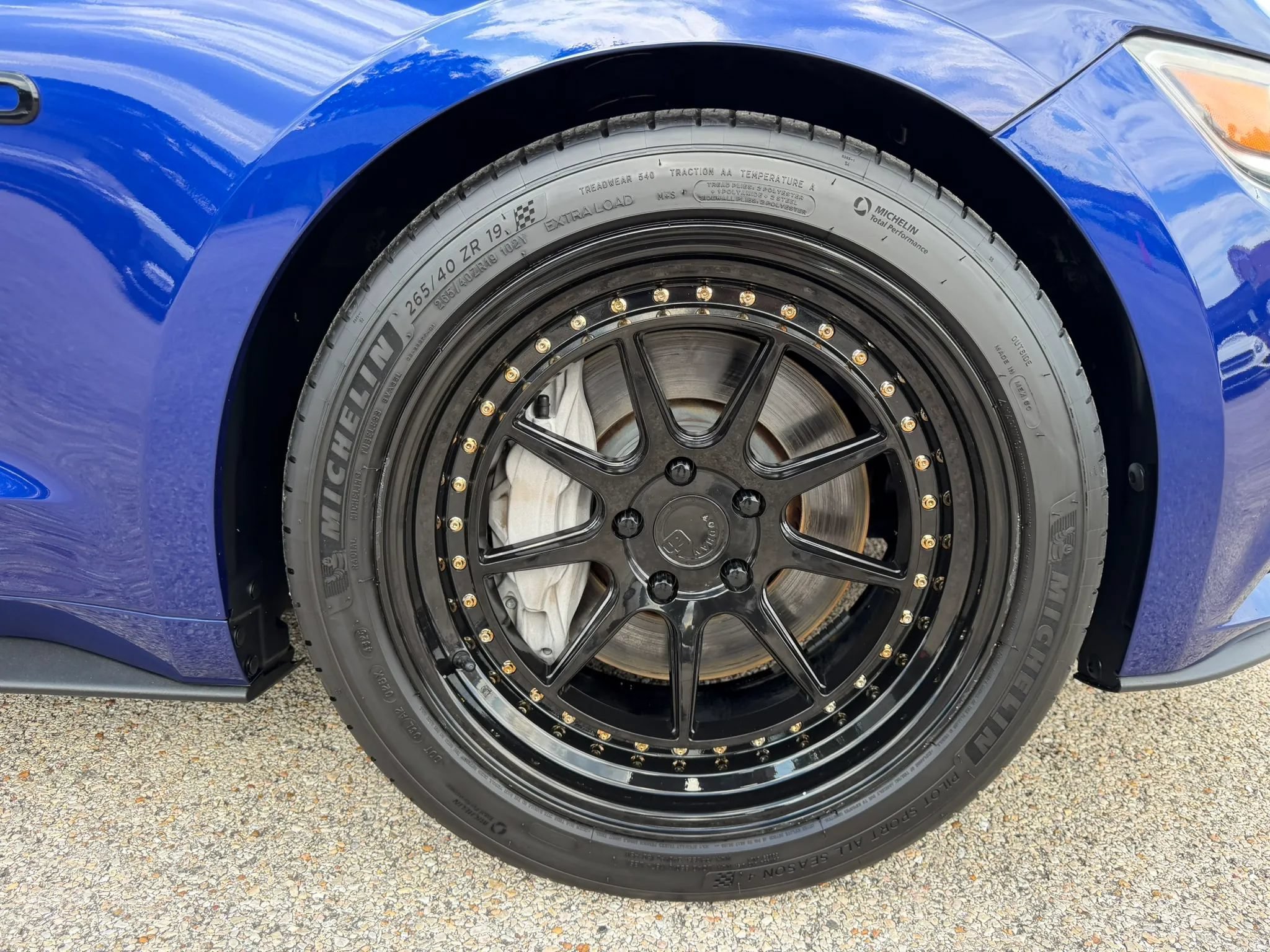 Used 2016 Ford Mustang GT Premium w/ Equipment Group 401A RWD image 12