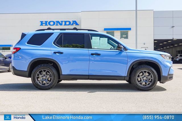Certified 2024 Honda Pilot TrailSport image 6