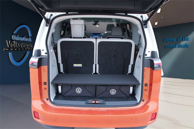 New 2025 Volkswagen ID. Buzz 1st Edition image 31
