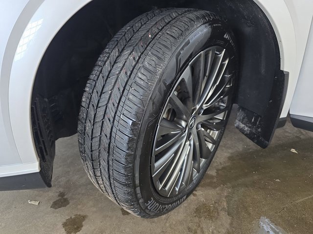 Certified 2024 Lexus RX 350 w/ Convenience Package image 32