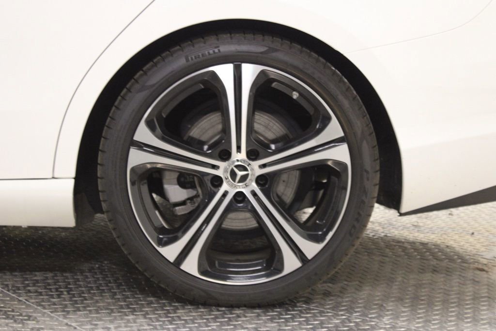 Used 2022 Mercedes-Benz C 300 Sedan w/ Exclusive Trim Package image 15