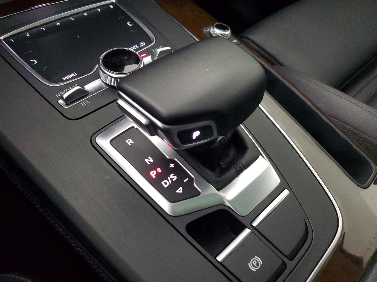 Used 2019 Audi Q5 2.0T Premium Plus AWD/4WD image 32