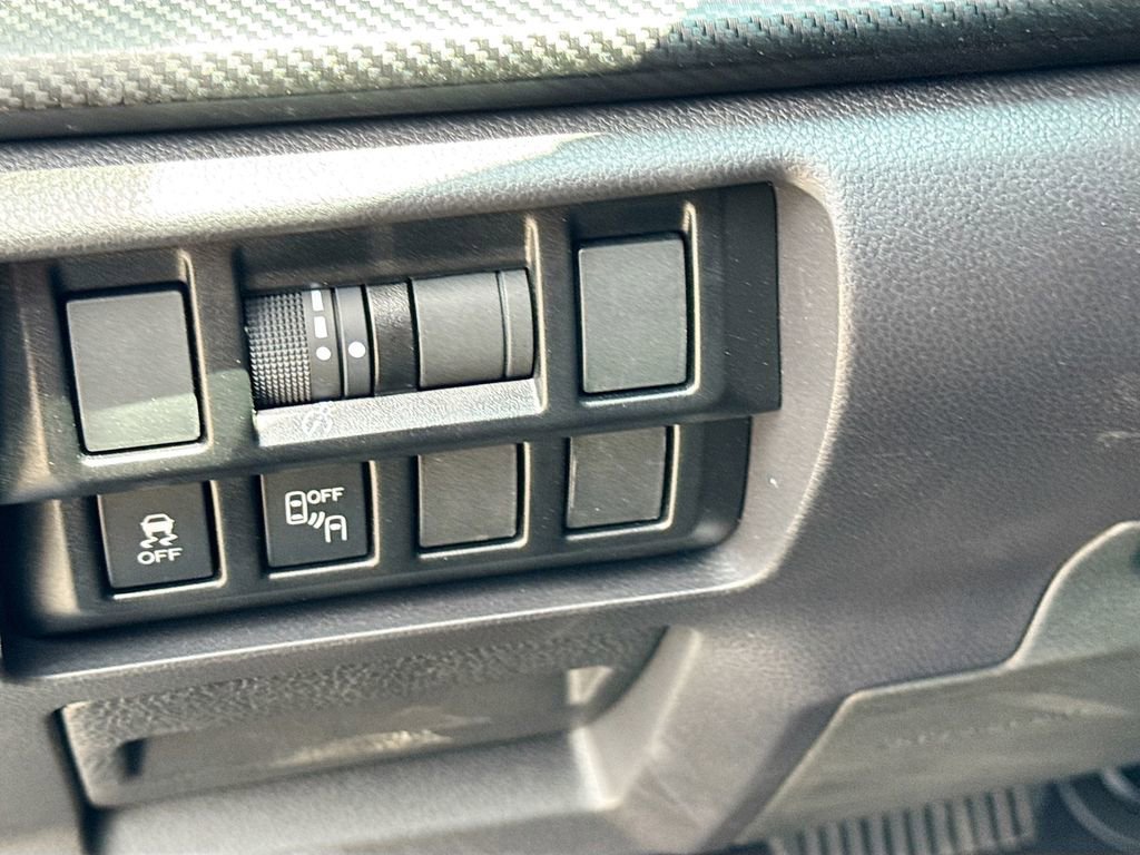 Certified 2023 Subaru Impreza 2.0i Premium AWD/4WD image 13