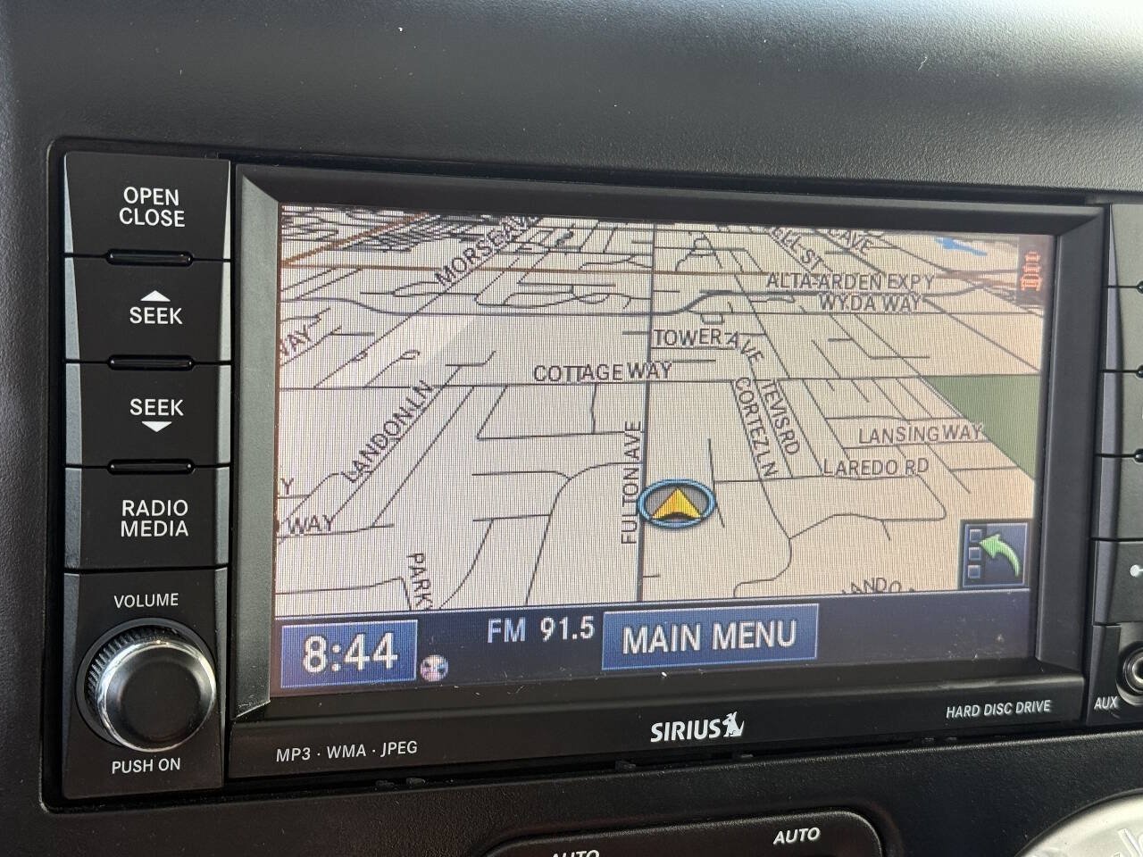 Used 2013 Jeep Wrangler Unlimited Sahara AWD/4WD image 9