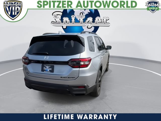 New 2026 Honda Pilot Black Edition image 9