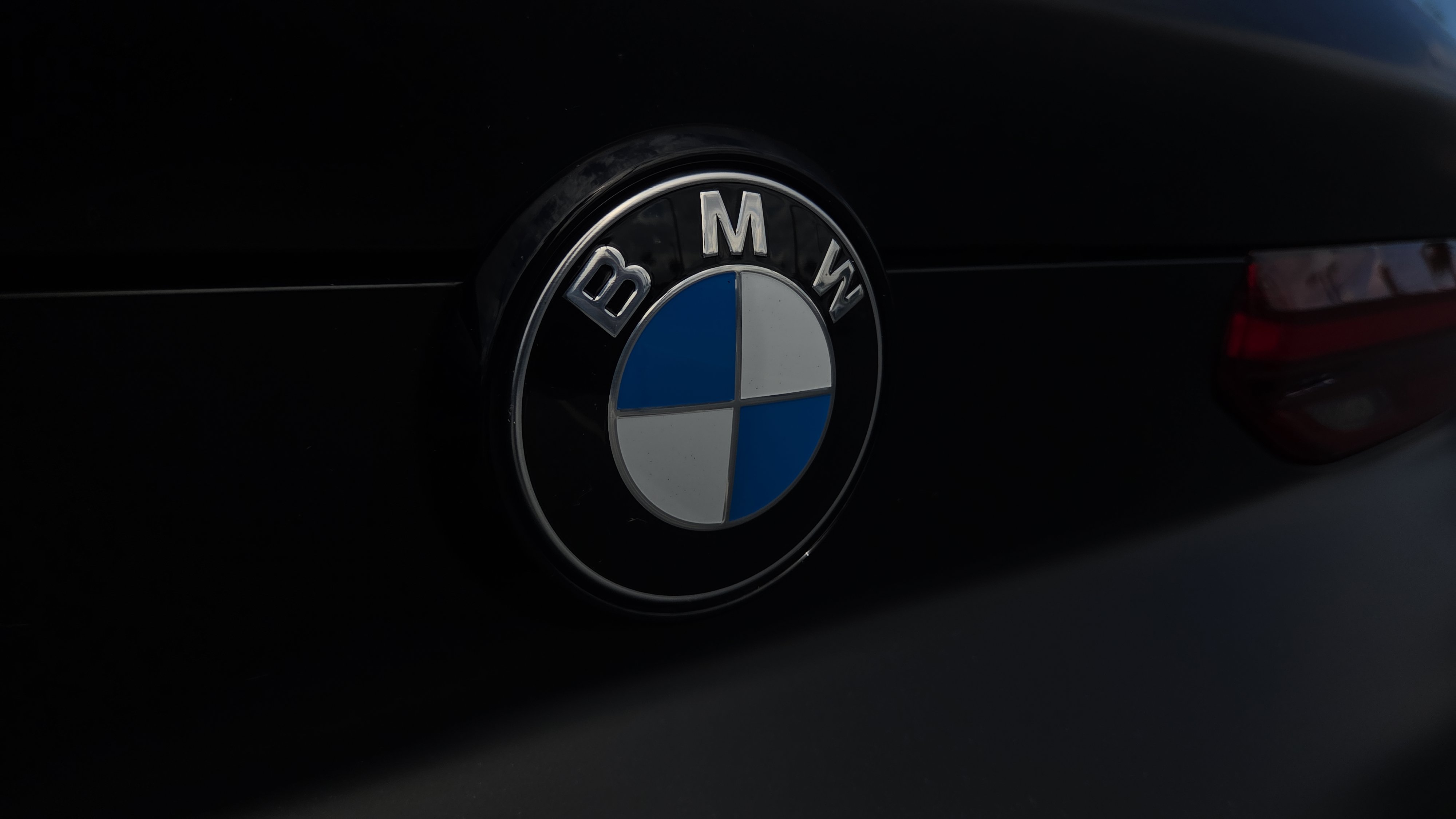 Certified 2024 BMW X6 xDrive40i w/ Executive Package AWD/4WD image 37