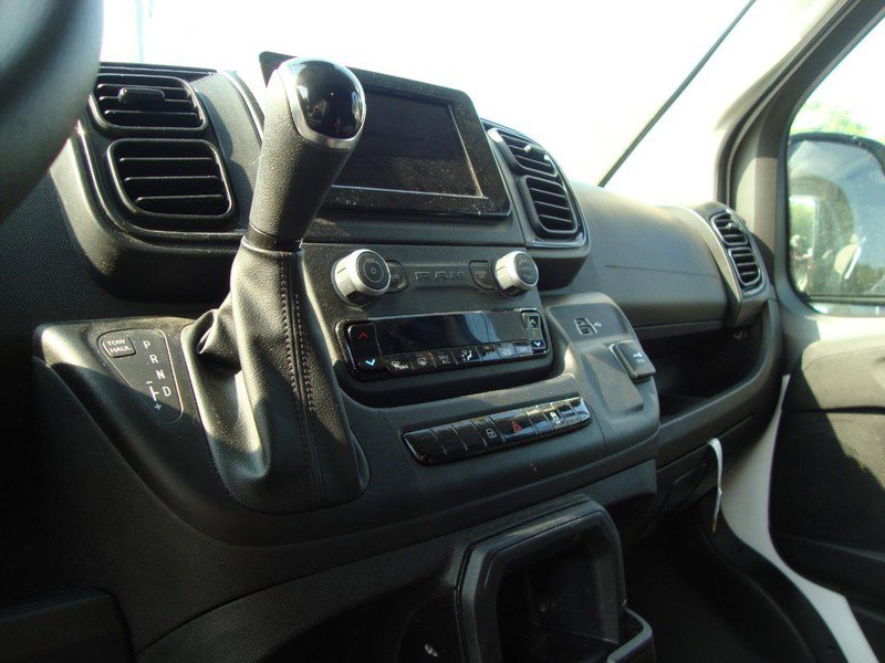 Used 2025 RAM ProMaster 2500 w/ Convenience Group image 20