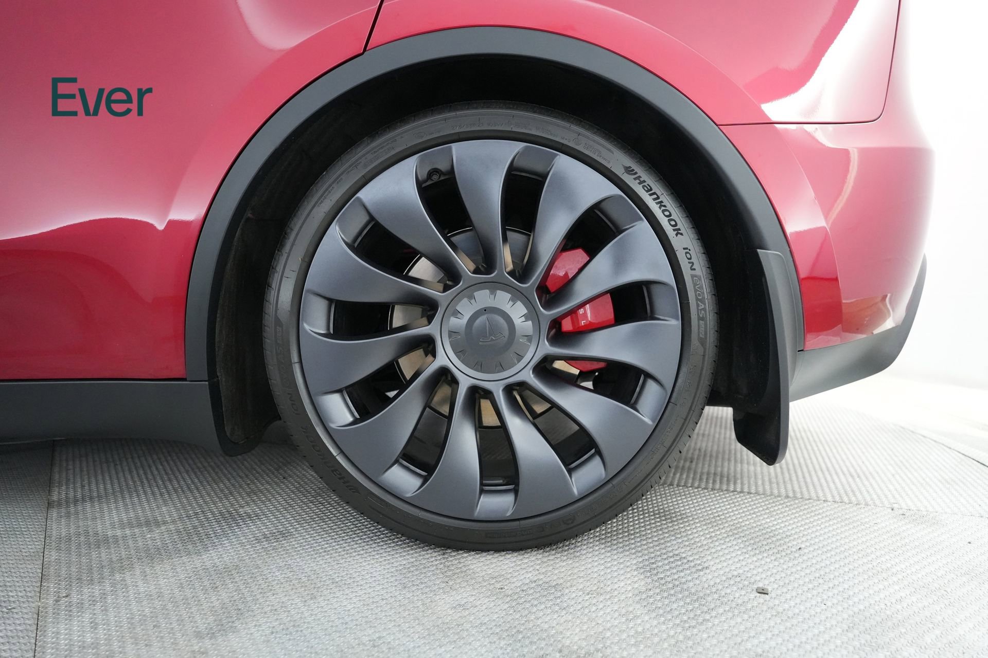 Used 2024 Tesla Model Y Performance AWD/4WD image 9