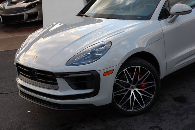 Used 2023 Porsche Macan S image 6