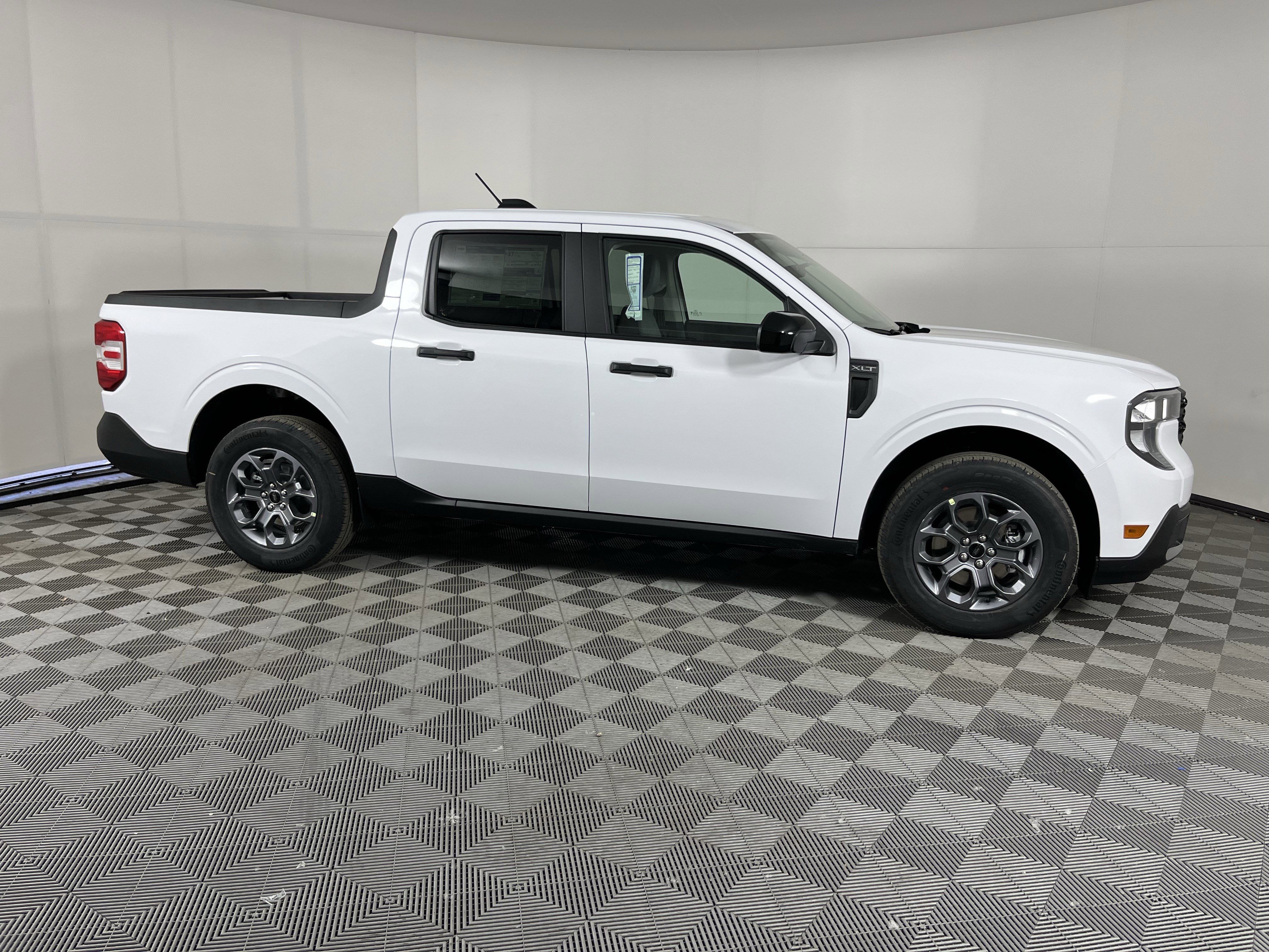 New 2026 Ford Maverick XLT w/ Equipment Group 301A AWD/4WD image 6