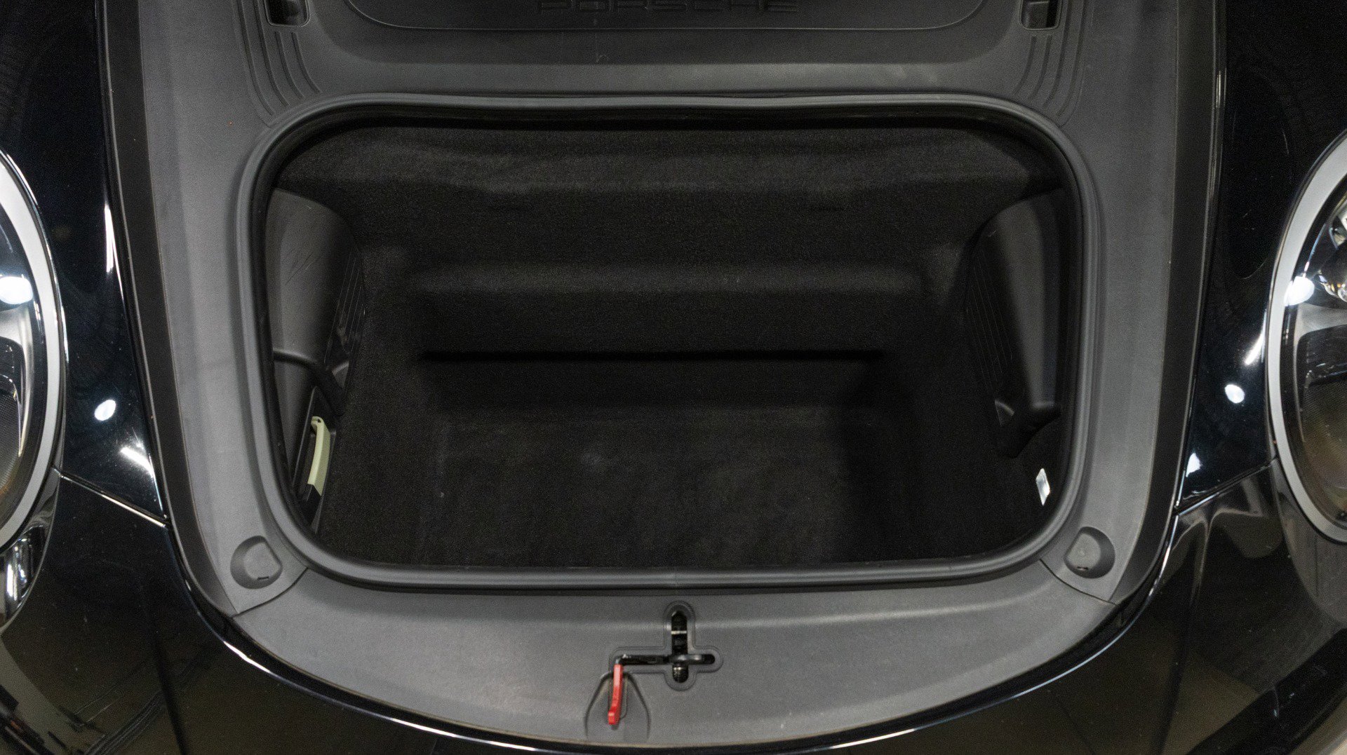 Used 2019 Porsche 911 Carrera 4 GTS image 65