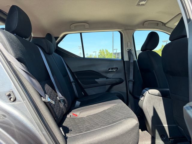 Used 2024 Nissan Kicks SV FWD image 28