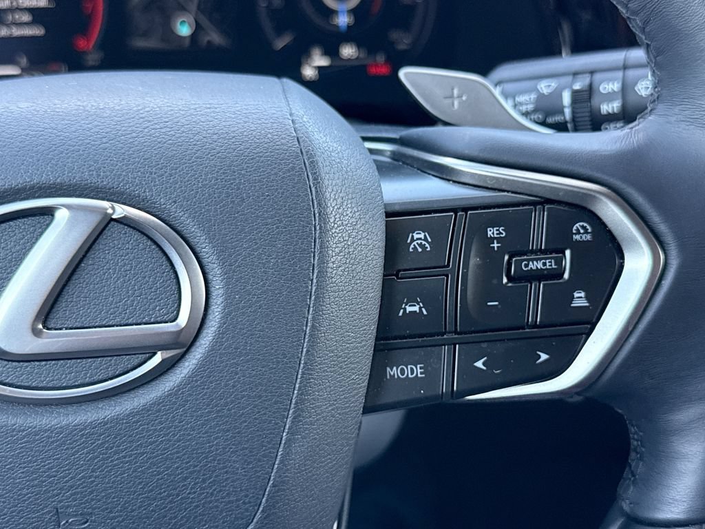 Used 2025 Lexus RX 350 Premium w/ Accessory Package (Z1) FWD image 27
