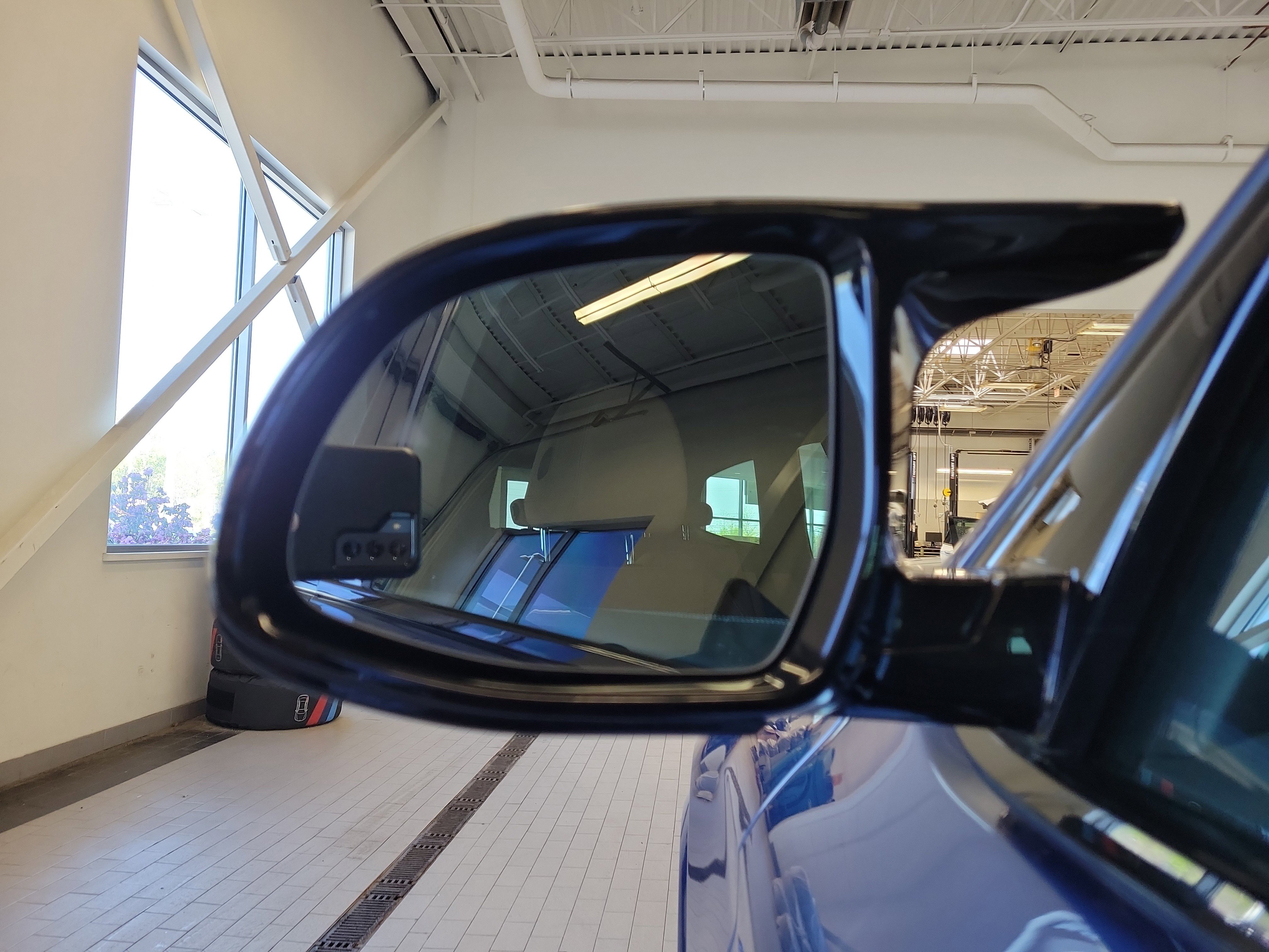 Used 2022 BMW X3 M40i AWD/4WD image 10