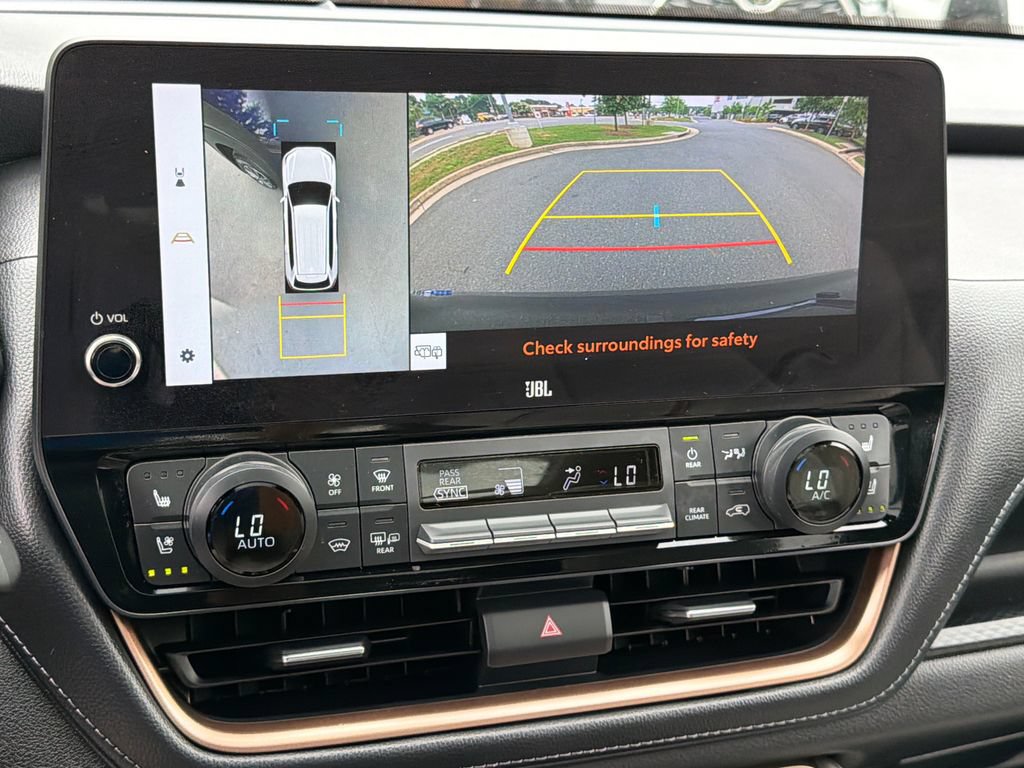 Used 2025 Toyota Grand Highlander AWD Hybrid image 31