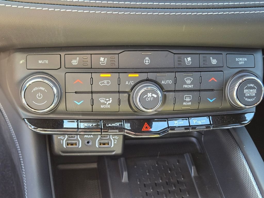 New 2026 Dodge Durango SRT Hellcat w/ 3rd Row Seating Group AWD/4WD image 15