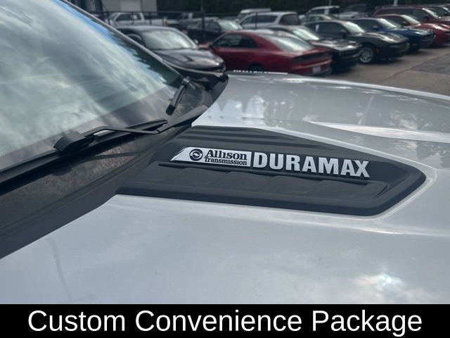 Used 2022 Chevrolet Silverado 2500 Custom w/ Custom Value Package image 5