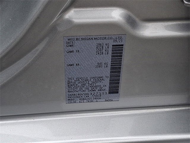 Used 2024 Nissan Altima 2.5 SV image 28