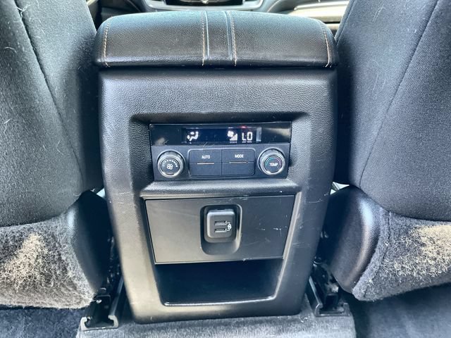 Used 2019 Chevrolet Traverse LT AWD/4WD image 23