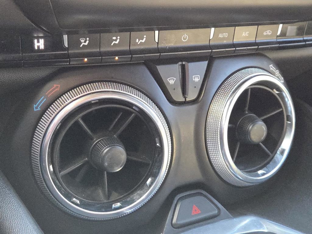 Used 2017 Chevrolet Camaro SS image 26