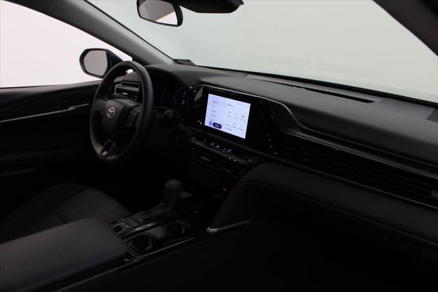 Used 2025 Toyota Camry LE FWD image 23
