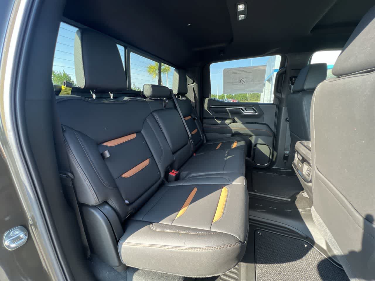 Used 2023 GMC Sierra 1500 AT4 w/ AT4 Premium Package AWD/4WD image 27