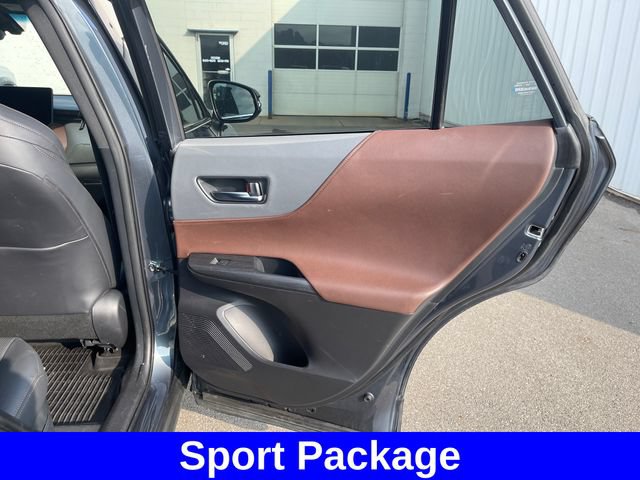 Used 2024 Toyota Venza Limited AWD/4WD image 31