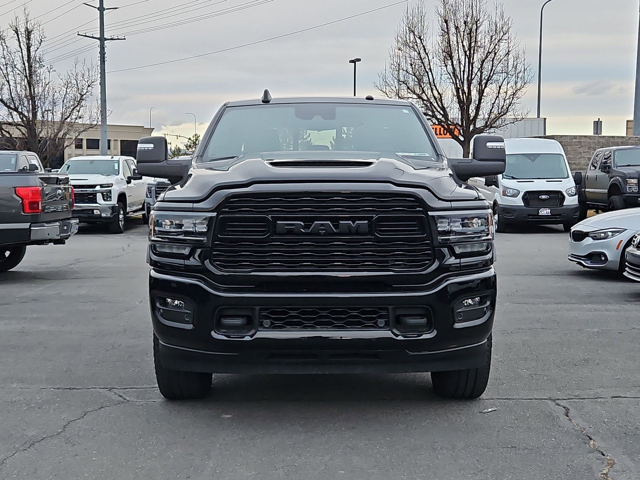 Used 2023 RAM 3500 Limited image 12