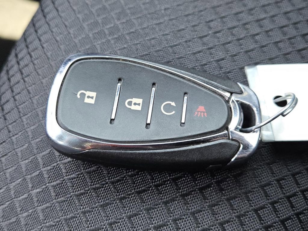 Used 2023 Chevrolet TrailBlazer RS w/ Convenience Package image 32