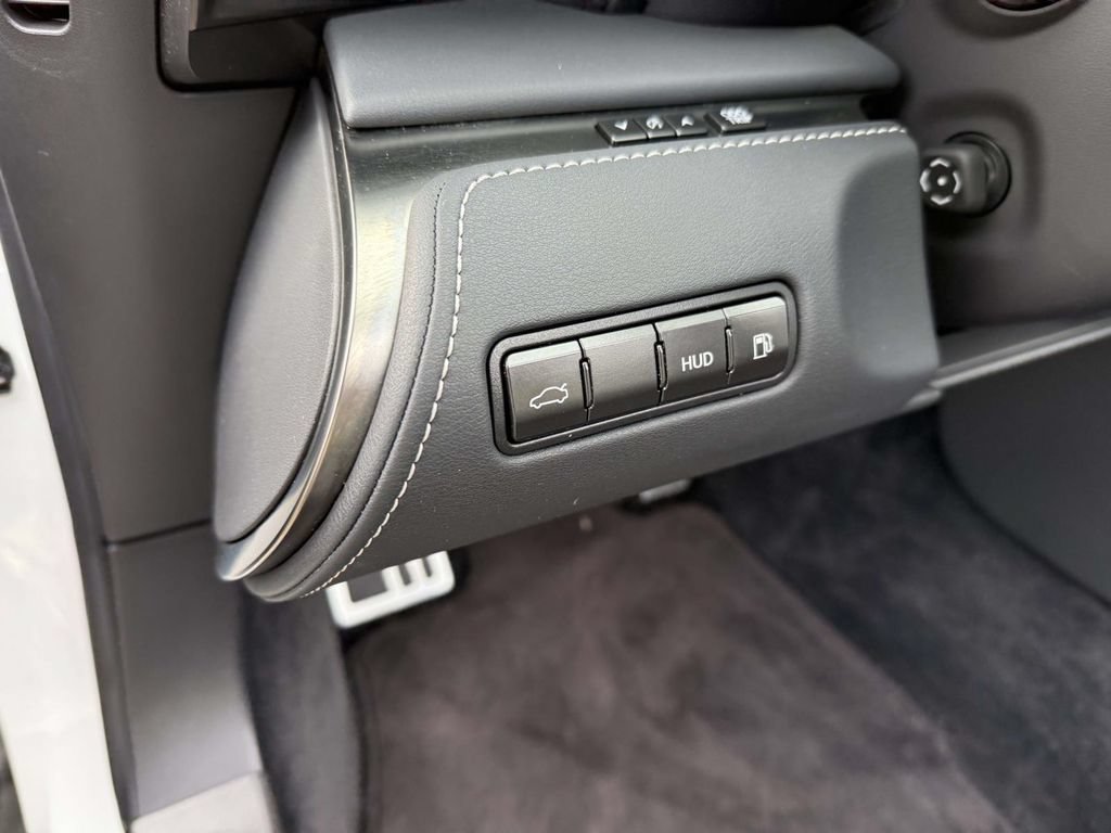 Used 2021 Lexus LC 500 Convertible w/ Touring Package RWD image 21