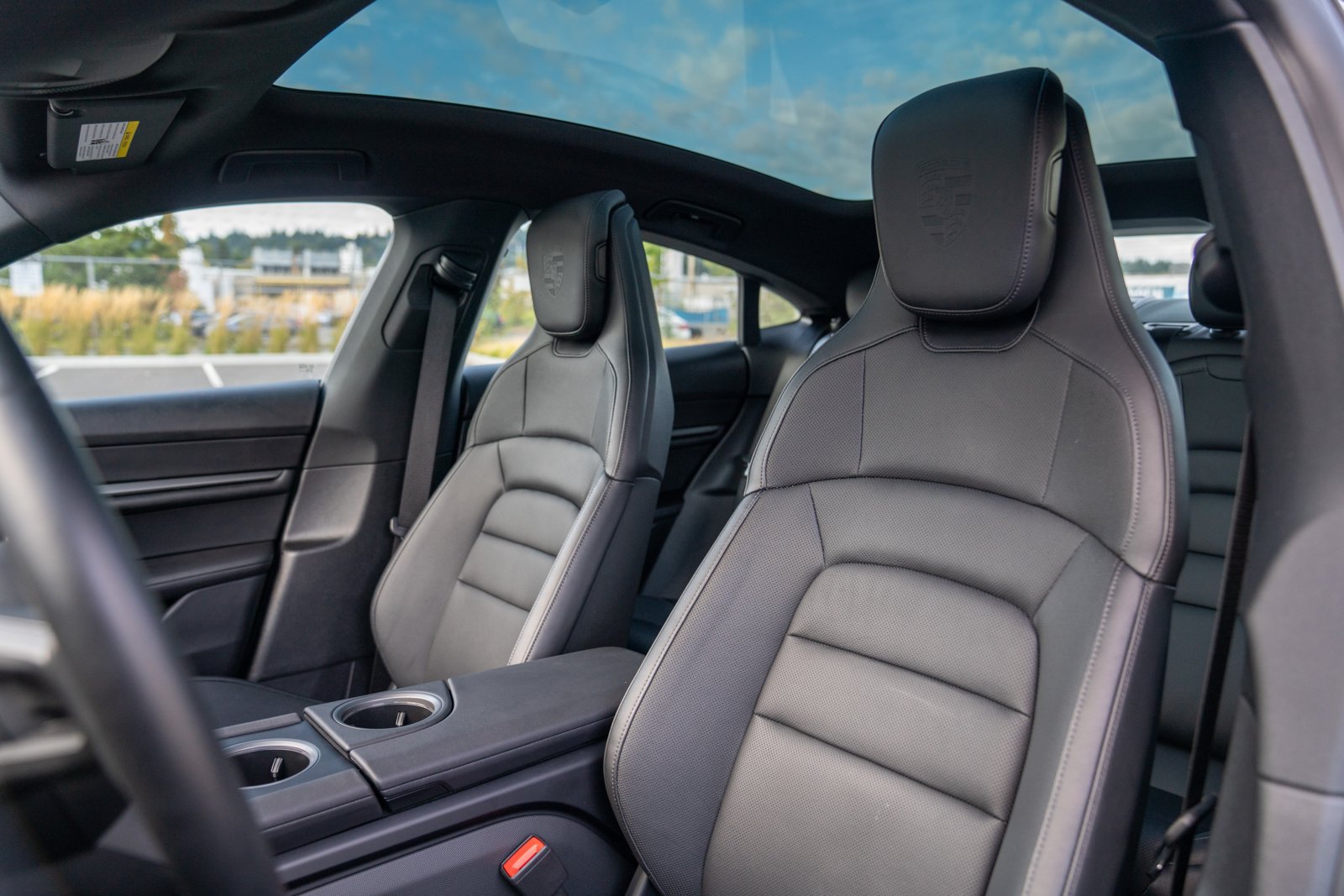 Certified 2025 Porsche Taycan AWD/4WD image 5