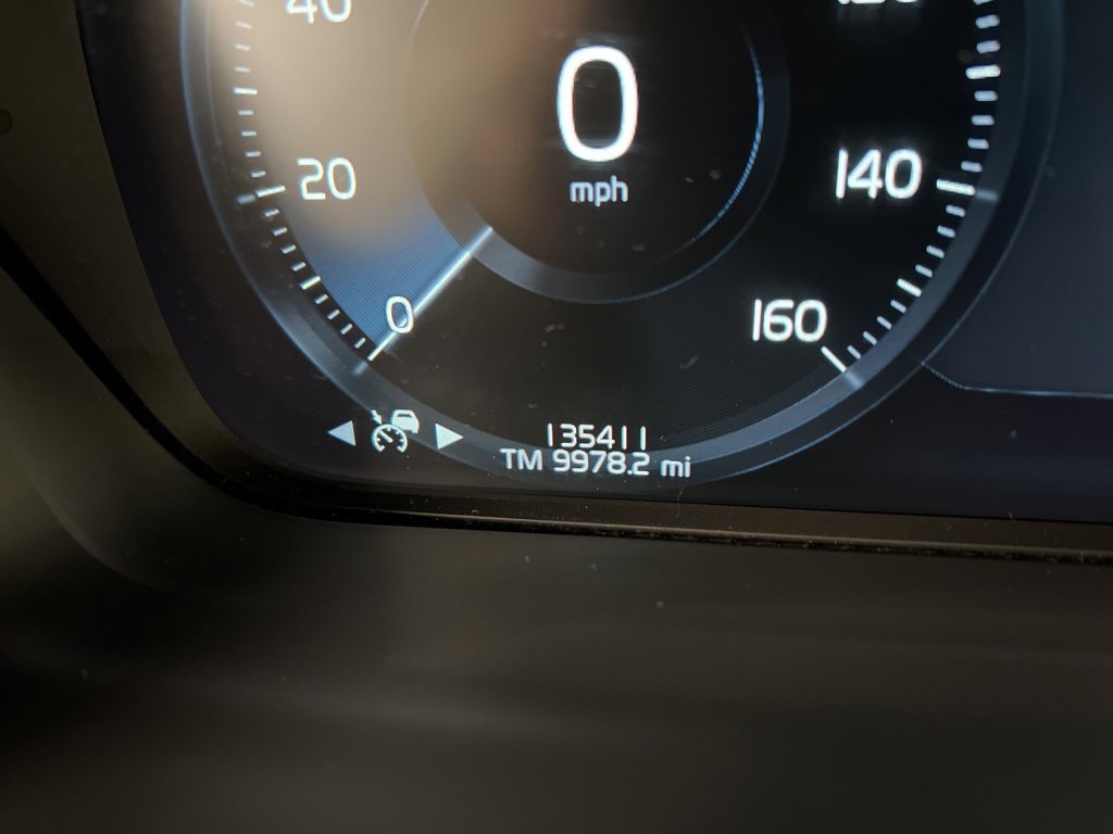 Used 2016 Volvo XC90 T6 Momentum w/ Momentum Plus Package image 20