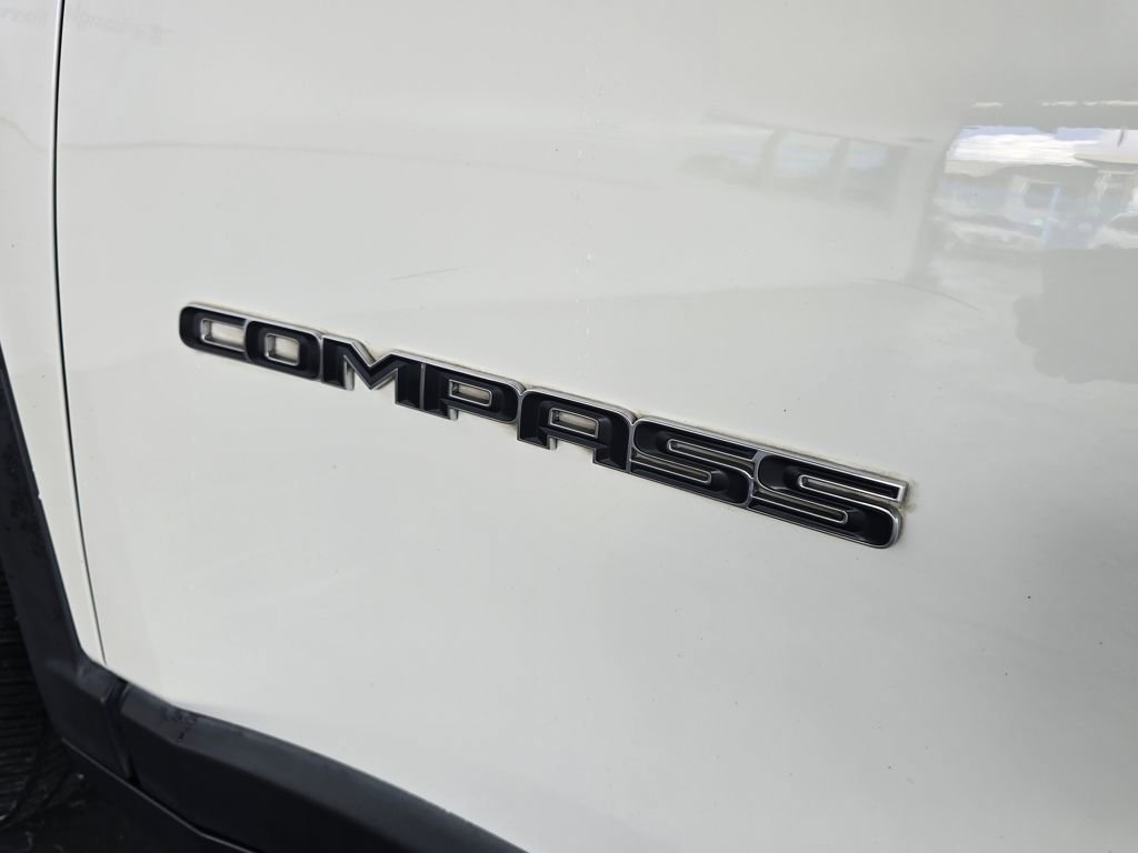 Used 2021 Jeep Compass Sport image 31