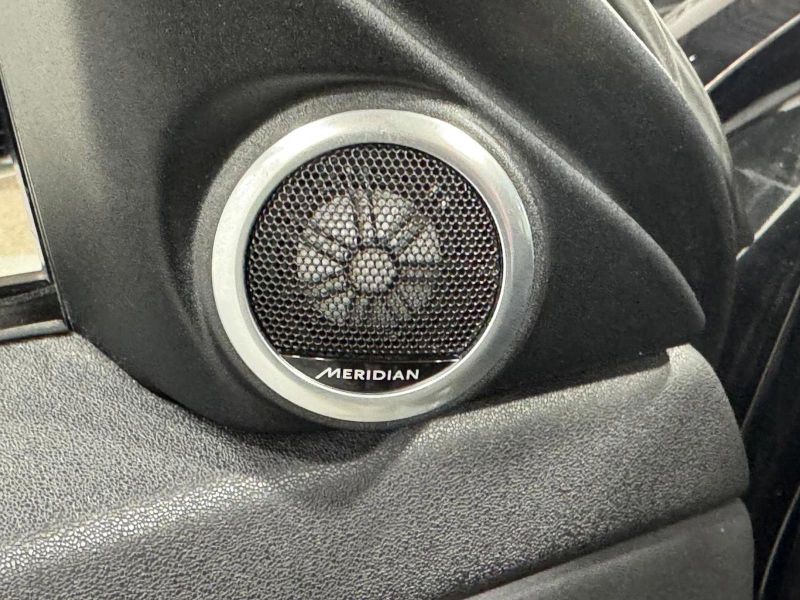 Used 2020 Land Rover Range Rover Evoque S image 23