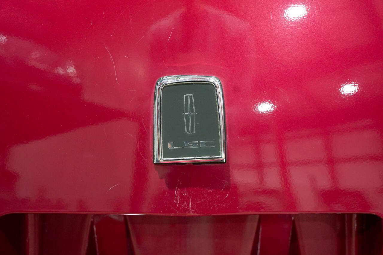 Used 1990 Lincoln Mark VII LSC RWD image 26