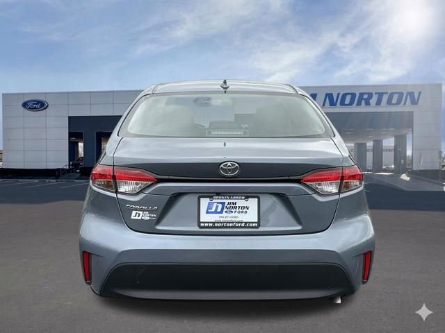 Used 2024 Toyota Corolla LE FWD image 6