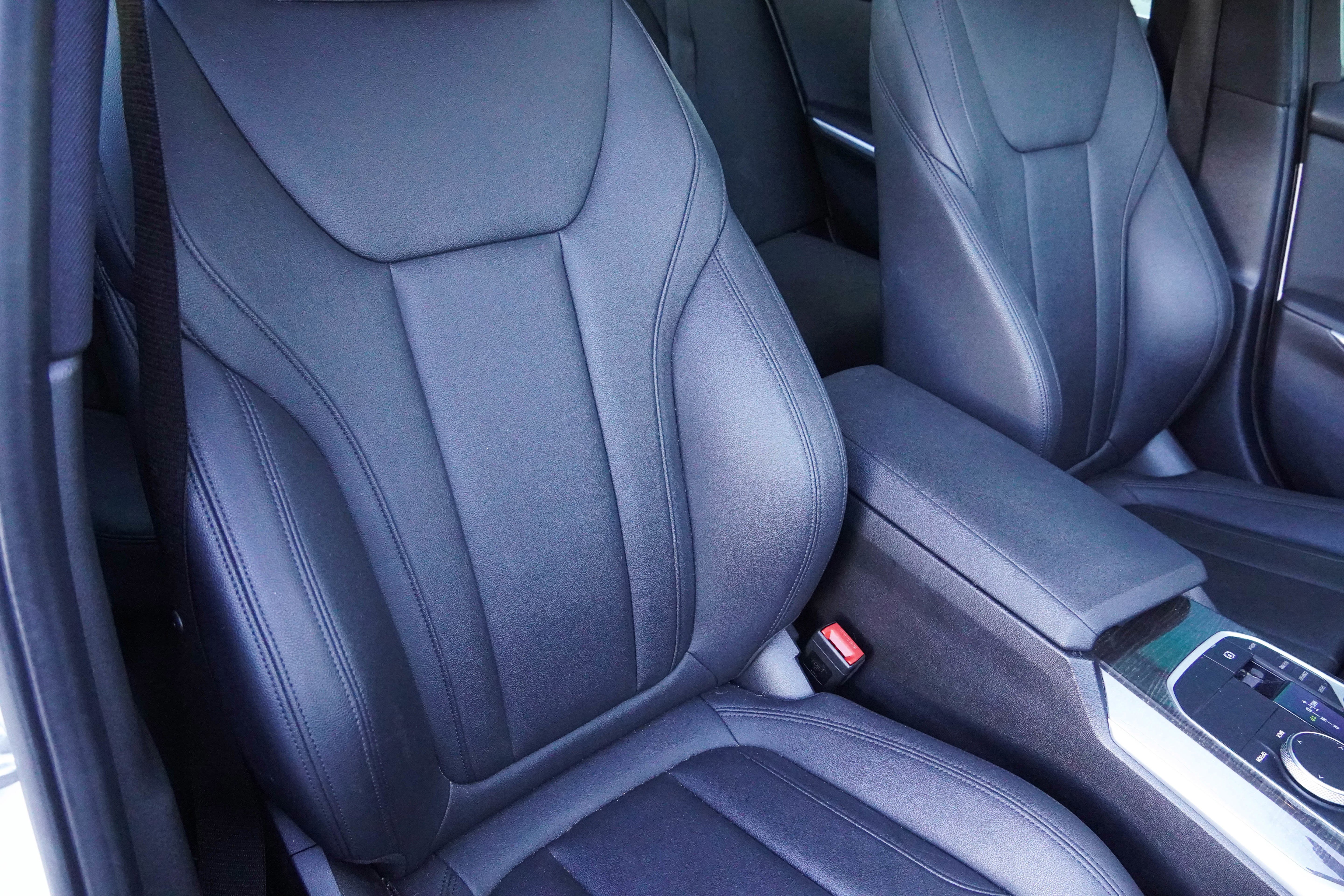 Used 2020 BMW 330i Sedan w/ Convenience Package image 13