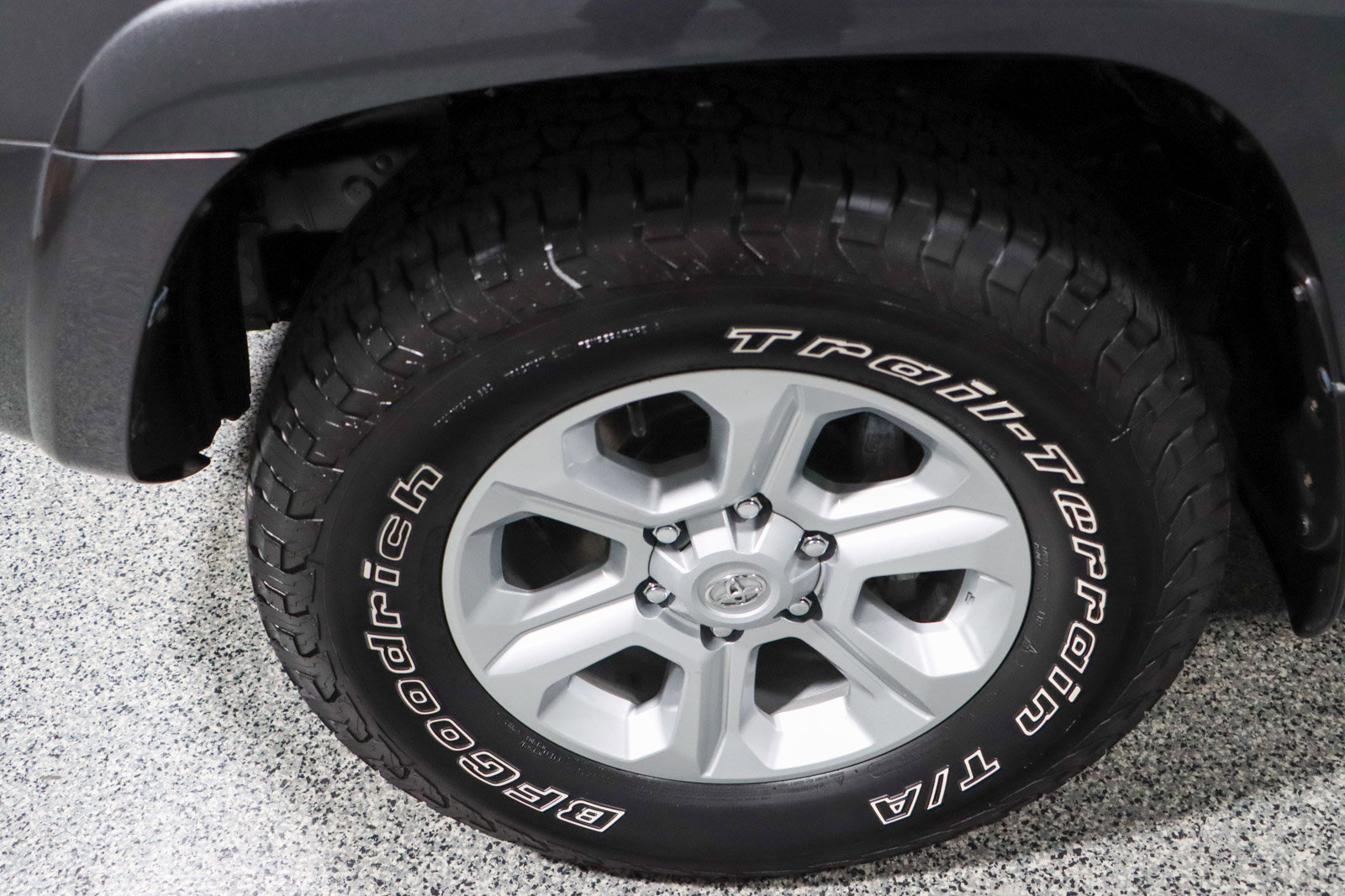 Used 2019 Toyota 4Runner SR5 image 11