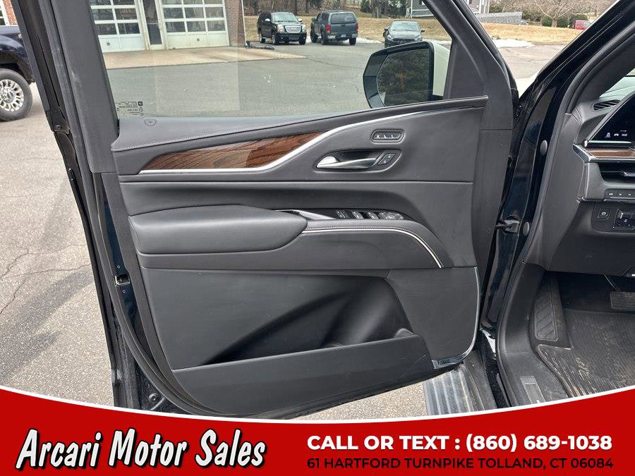 Used 2022 Cadillac Escalade Sport Platinum image 15