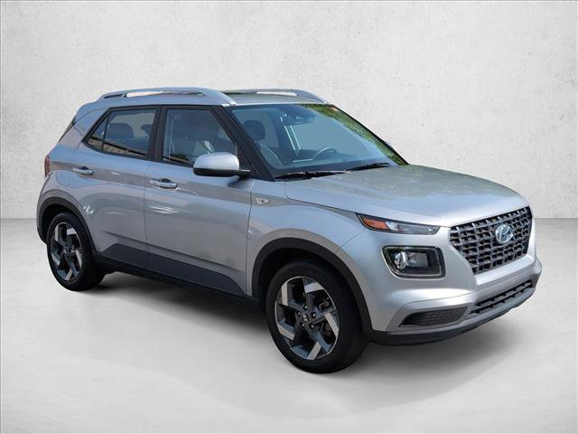 Certified 2024 Hyundai Venue SEL FWD image 3