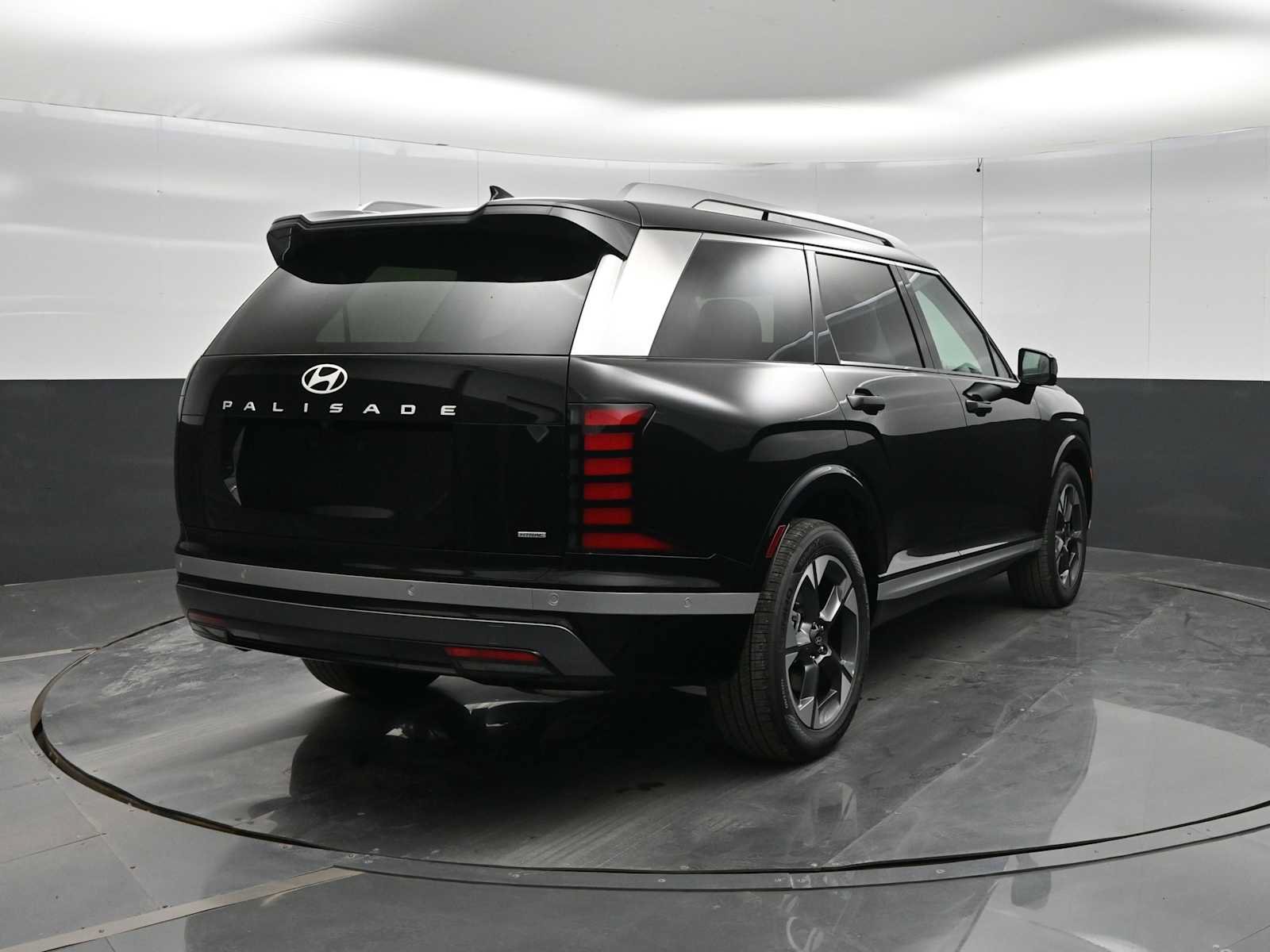 New 2026 Hyundai Palisade Limited AWD/4WD image 2
