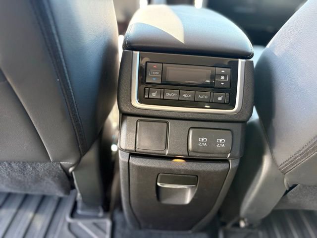 Used 2022 Subaru Ascent Limited AWD/4WD image 20