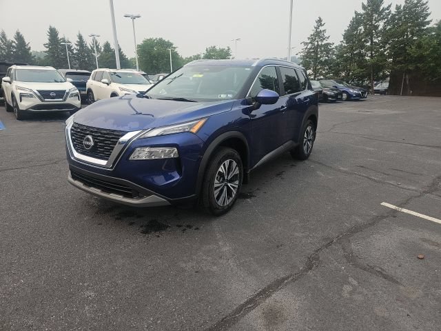 Certified 2023 Nissan Rogue SV w/ SV Premium B Package AWD/4WD image 3
