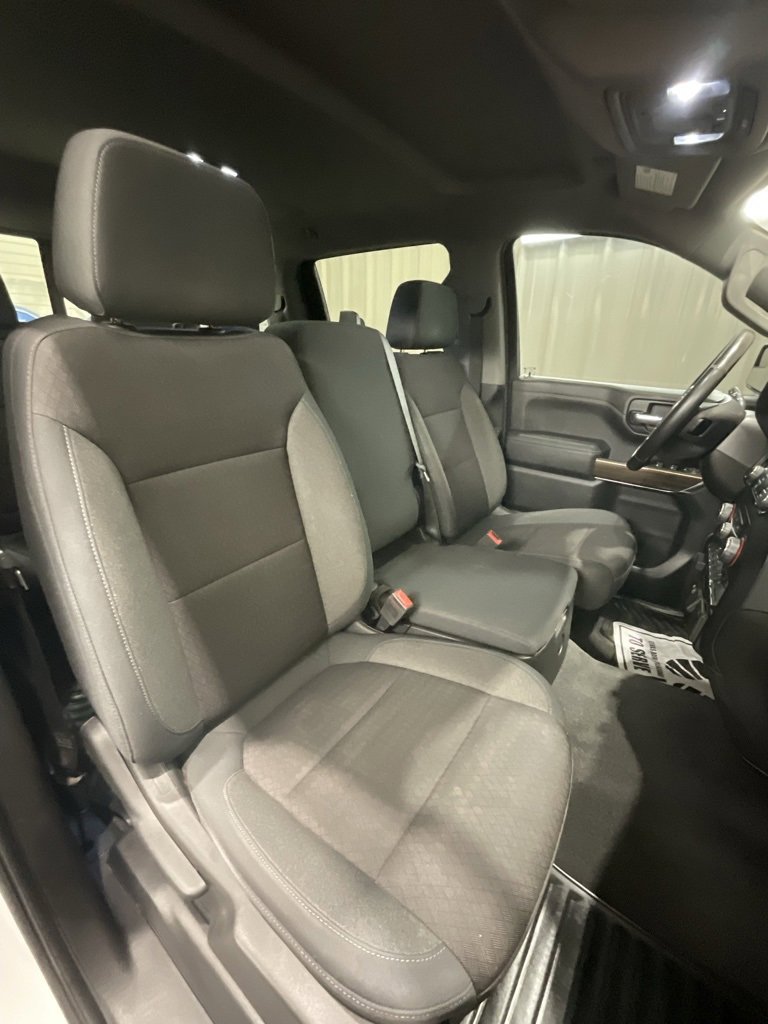 Used 2019 Chevrolet Silverado 1500 LT w/ Texas Edition image 13