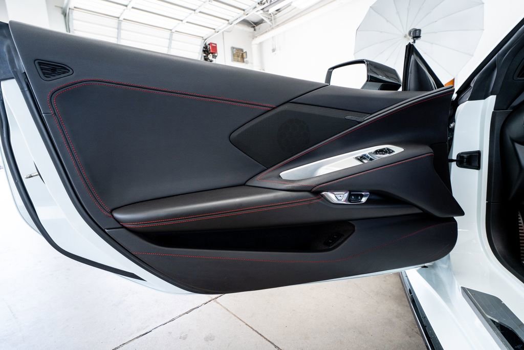 Used 2022 Chevrolet Corvette Stingray Coupe w/ Z51 Performance Package image 35