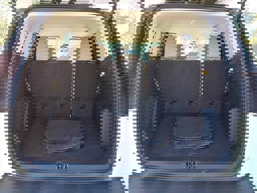 Used 2017 Ford Escape Titanium w/ Equipment Group 301A image 6