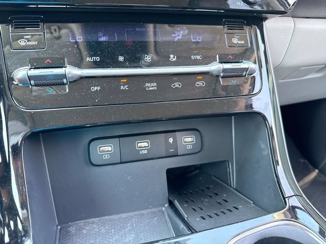 Used 2024 Kia Carnival SX FWD image 19