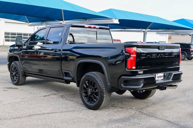 New 2026 Chevrolet Silverado 2500 High Country w/ Midnight Edition image 3