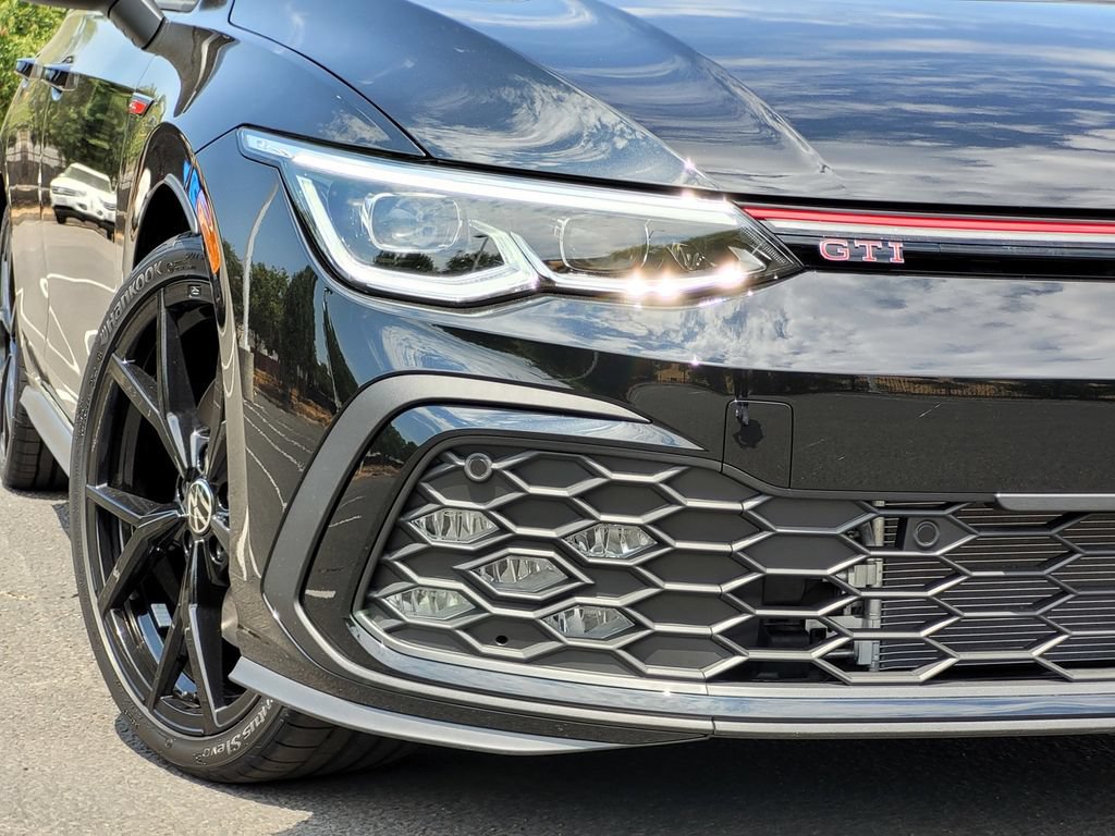 New 2024 Volkswagen GTI SE FWD image 3